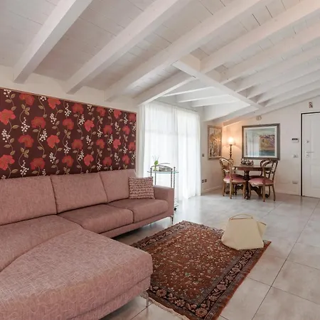 Matteotti Apartment *